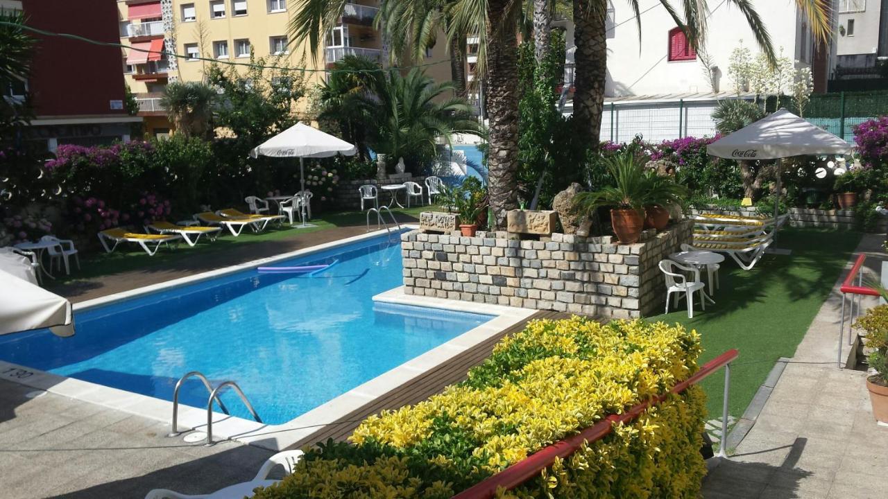 Apartaments Mar Blau カレーリャ エクステリア 写真