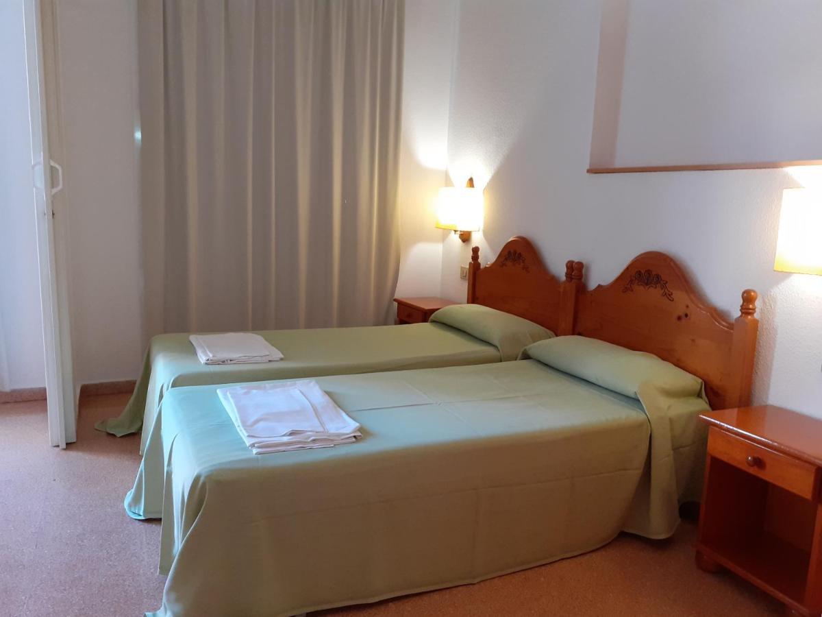 Apartaments Mar Blau カレーリャ エクステリア 写真