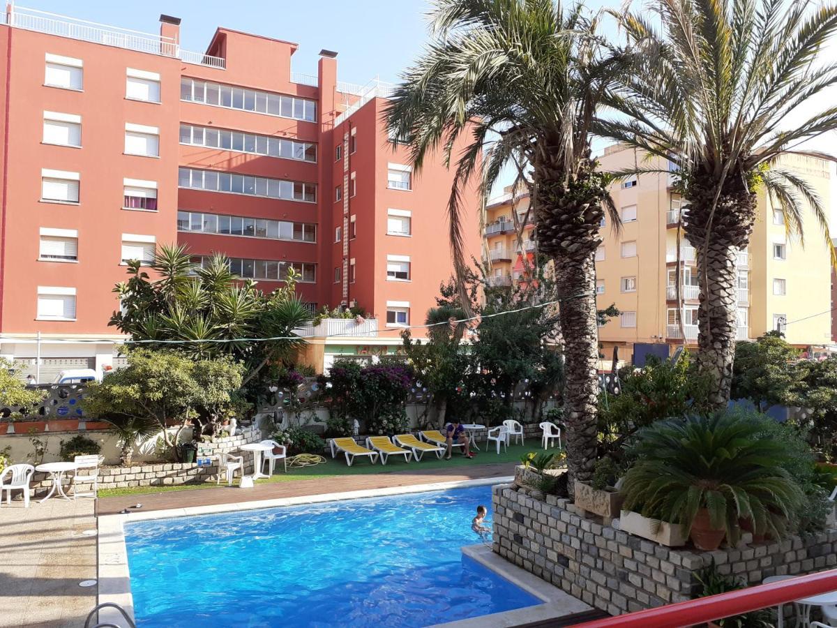 Apartaments Mar Blau カレーリャ エクステリア 写真