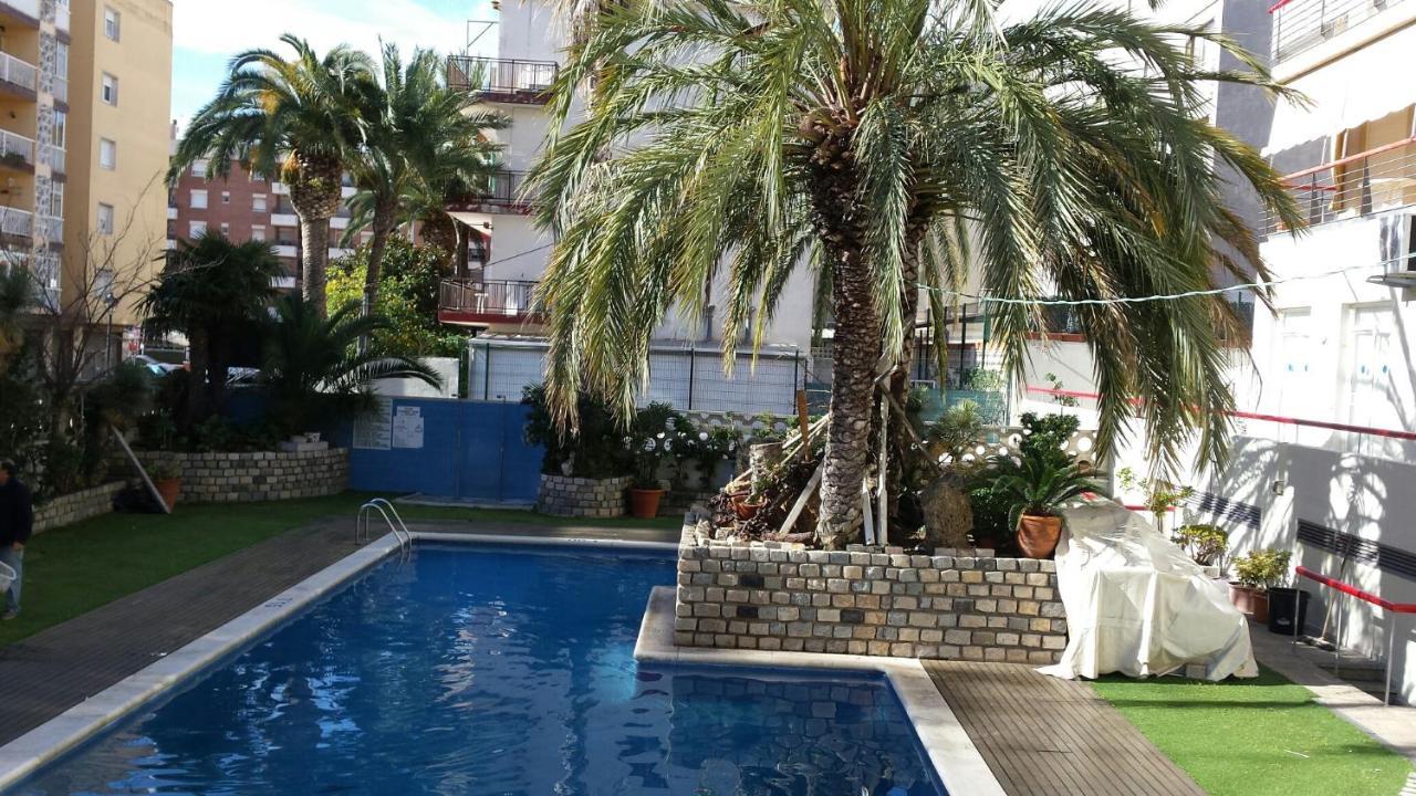 Apartaments Mar Blau カレーリャ エクステリア 写真