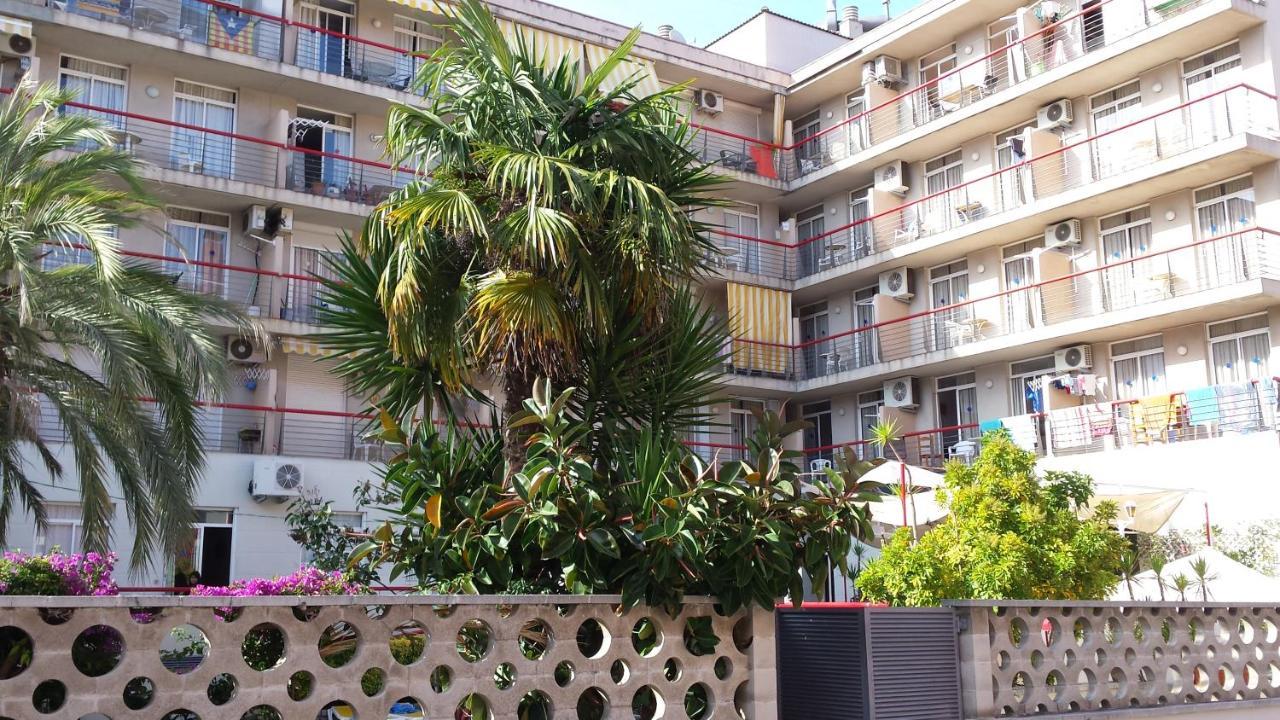 Apartaments Mar Blau カレーリャ エクステリア 写真