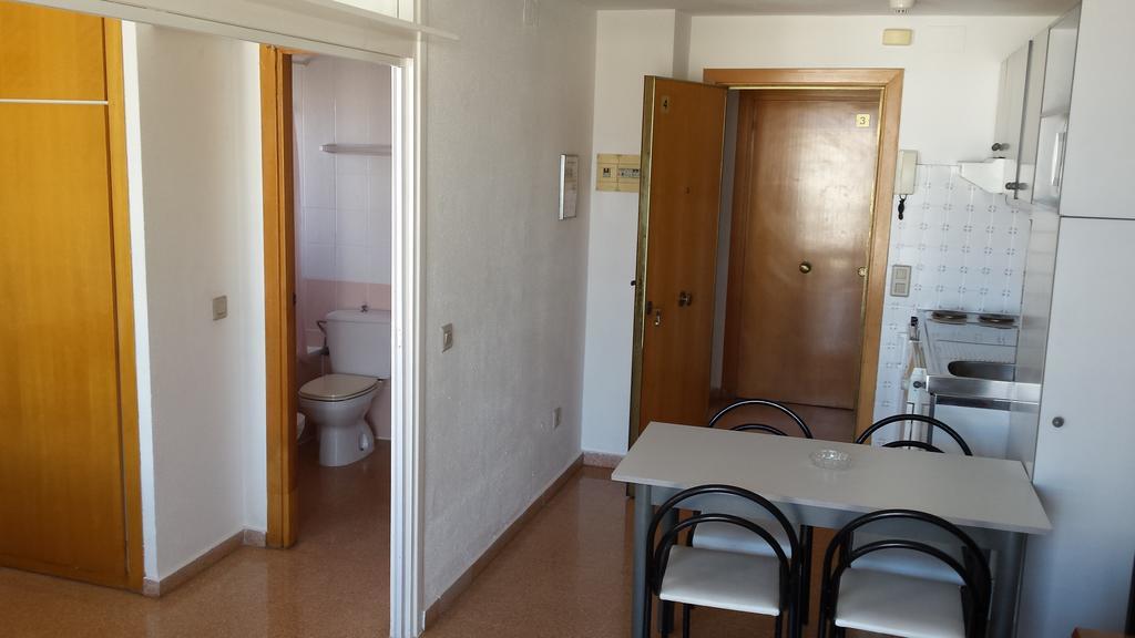Apartaments Mar Blau カレーリャ エクステリア 写真