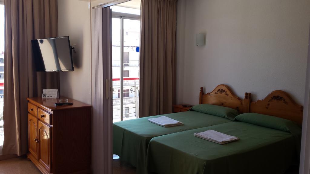 Apartaments Mar Blau カレーリャ エクステリア 写真